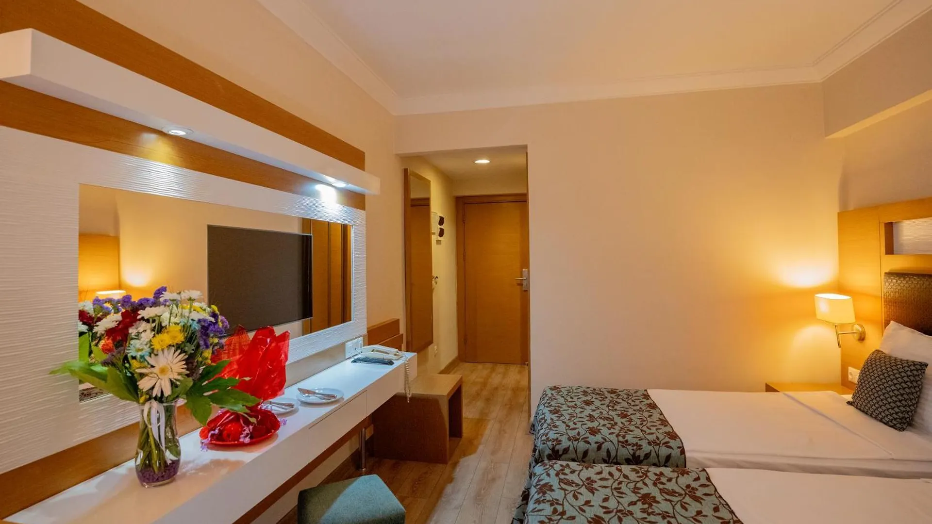 Marbel Hotel By Palmwings クシャダス